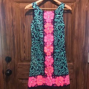 Lilly Pulitzer sleeveless dress size 2 multi color